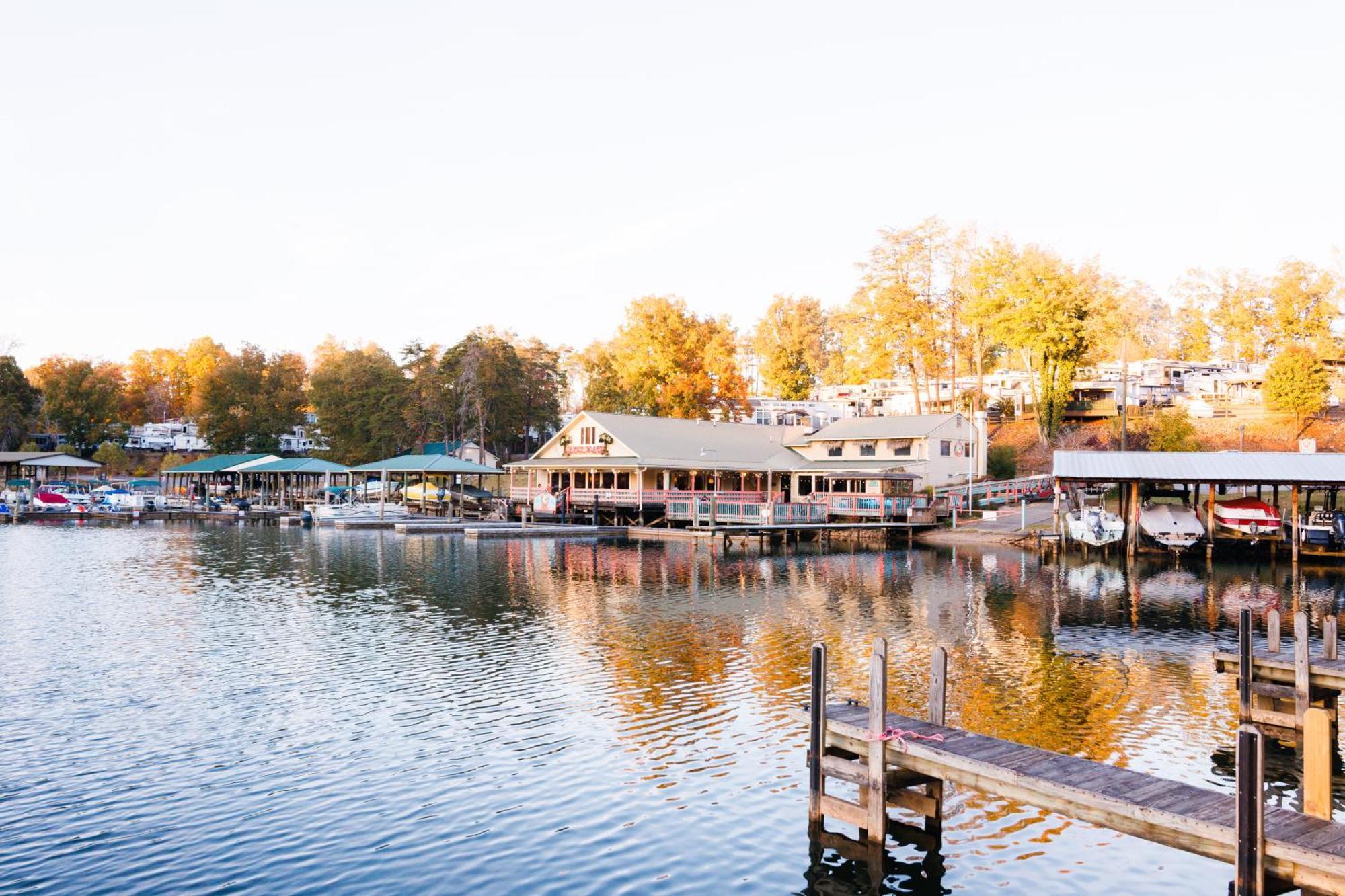Halesford Harbour Resort - Smith Mountain Lake Moneta Luaran gambar