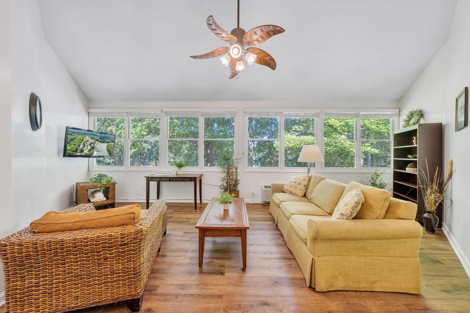 Halesford Harbour Resort - Smith Mountain Lake Moneta Luaran gambar