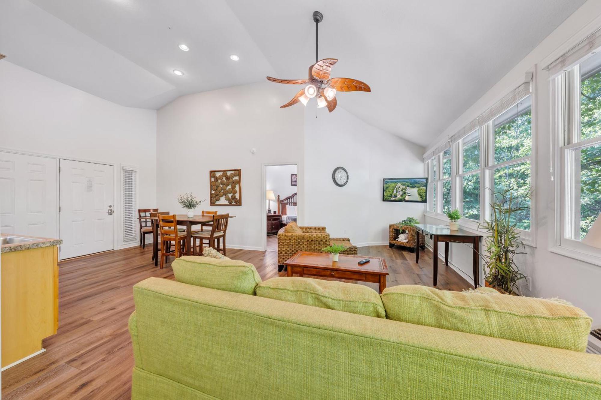 Halesford Harbour Resort - Smith Mountain Lake Moneta Luaran gambar
